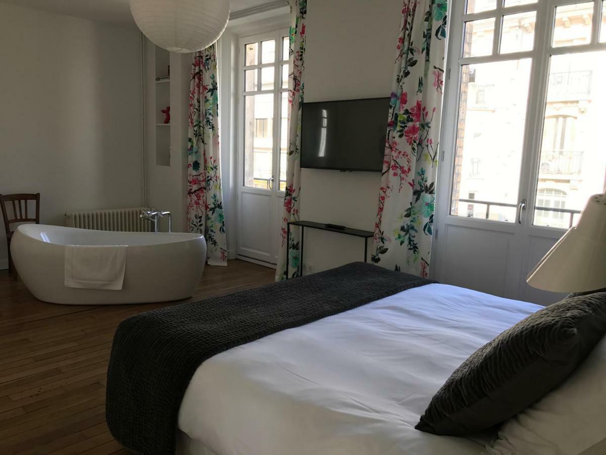 Apartamento Les Berceaux De La Cathedrale Reims Exterior foto